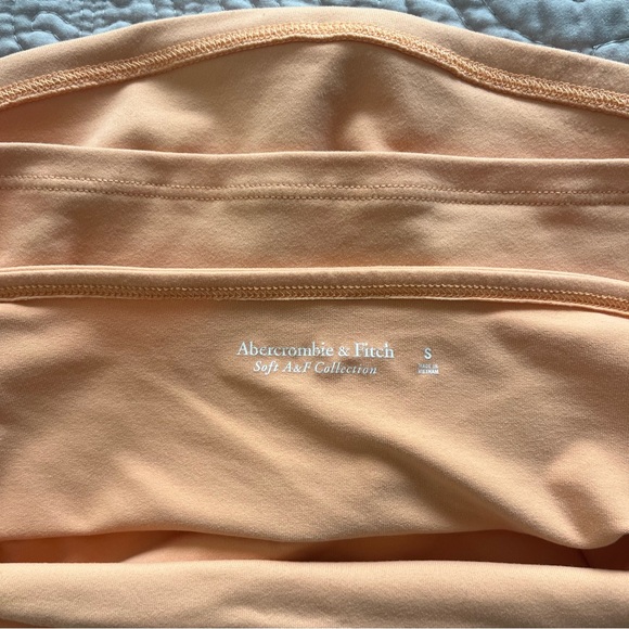 Abercrombie Soft A&F Collection - Square Neck Halter - Picture 3 of 3